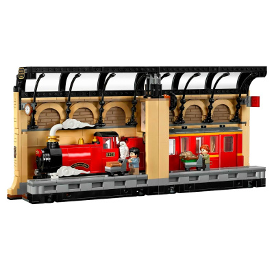 Конструктор Lego Harry Potter 76450 Замок Хогвартс Книжный уголок 1
